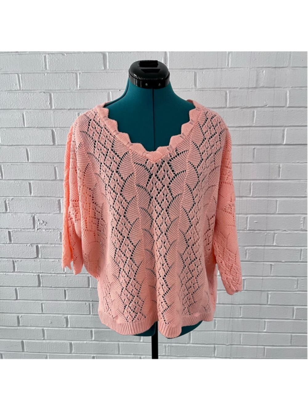 Vintage 80s pink crocheted sweater